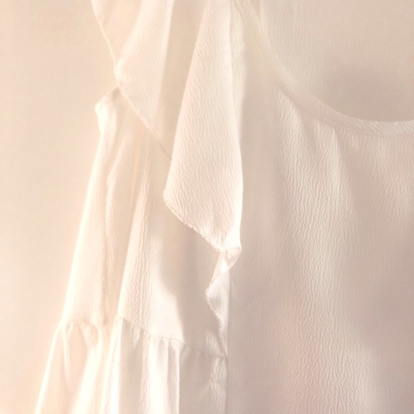 French Connection Nia Scoop Neck Ruffled Blouse - New with Tag. - Picture 6 of 7